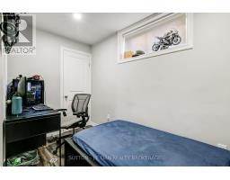 31 - 960 BITTERBUSH CRESCENT - 23