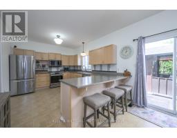 28 STONEFIELD LANE - 17