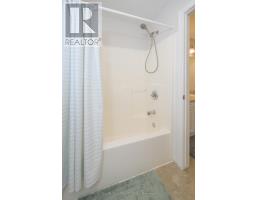 28 STONEFIELD LANE - 37