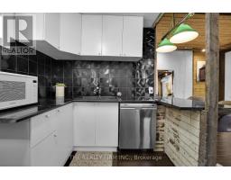 132 BRISCOE STREET E - 10