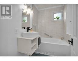 132 BRISCOE STREET E - 11