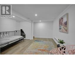 132 BRISCOE STREET E - 13