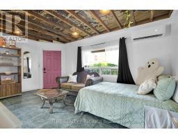 132 BRISCOE STREET E - 21
