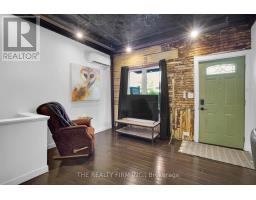 132 BRISCOE STREET E - 6