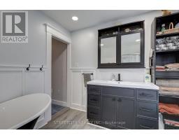 76 FAIRVIEW AVENUE - 31