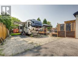 76 FAIRVIEW AVENUE - 39