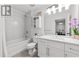 10 - 2427 DAISY BEND - 20