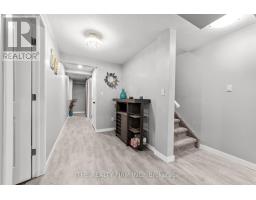10 - 2427 DAISY BEND - 23