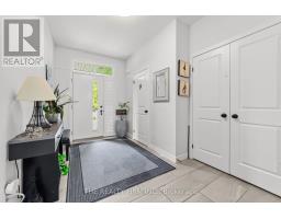 10 - 2427 DAISY BEND - 5