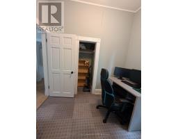 366 SALISBURY STREET - 18