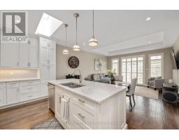 32 WILLIS AVENUE - 10