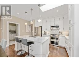 32 WILLIS AVENUE - 12