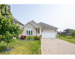 32 WILLIS AVENUE - 2