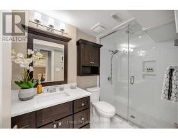 32 WILLIS AVENUE - 20