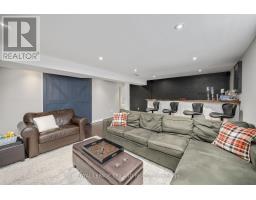 32 WILLIS AVENUE - 22