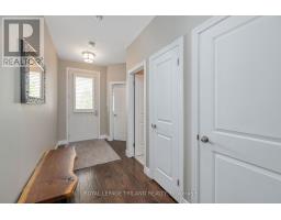 32 WILLIS AVENUE - 3