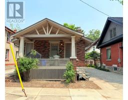 18 MACKINNON PLACE - 2