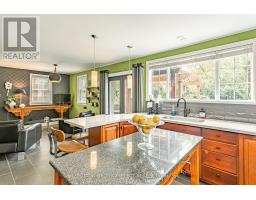 569 CENTRAL AVENUE - 16