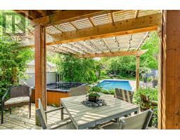 569 CENTRAL AVENUE - 38