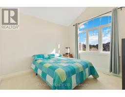 37 - 1061 EAGLETRACE DRIVE - 25
