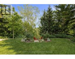 93 WAKEFIELD CRESCENT - 11