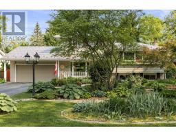 93 WAKEFIELD CRESCENT - 3