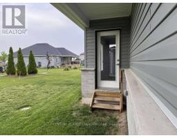 471 MAIN STREET - 3