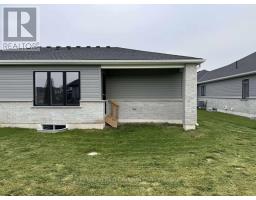 471 MAIN STREET - 4