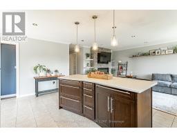 29 ROBIN STREET - 12