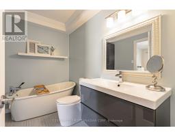 29 ROBIN STREET - 15