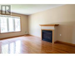 482 RIVERVIEW DRIVE - 14