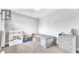 500 SOPHIA CRESCENT - 19