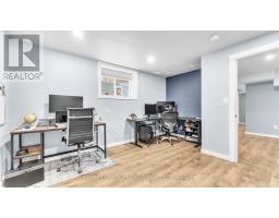 500 SOPHIA CRESCENT - 27