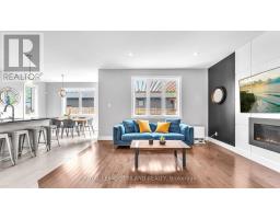 500 SOPHIA CRESCENT - 4