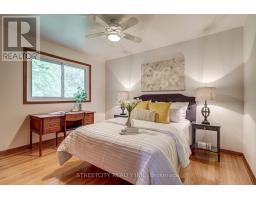 76 BLOOMFIELD DRIVE - 22