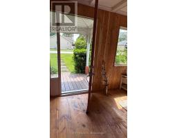 76 SARAH STREET - 16