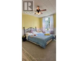 76 SARAH STREET - 25