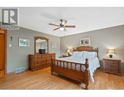 836 WESTBURY CRESCENT - 20