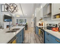 21 CHINIQUY STREET - 21