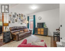 70 DOULTON STREET - 12