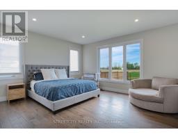 296 NANCY STREET - 13