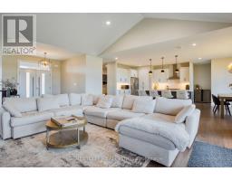 296 NANCY STREET - 6
