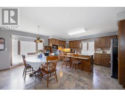 196 HULL ROAD - 16