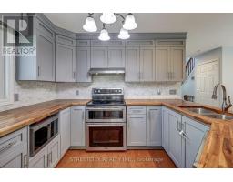 61 MEADOWVALE DRIVE - 14