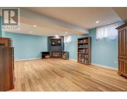 61 MEADOWVALE DRIVE - 31