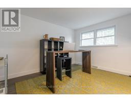 26 LAWRENCE CRESCENT - 27