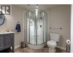 26 LAWRENCE CRESCENT - 30
