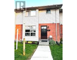 19 - 355 SANDRINGHAM CRESCENT - 18