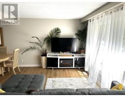 19 - 355 SANDRINGHAM CRESCENT - 3