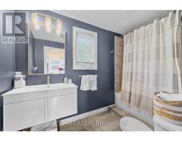 33202 BACK STREET - 15